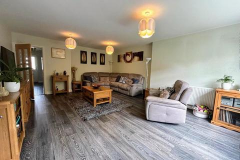 21 Flinters Close, Wootton, Northampton, NN4 6BH
