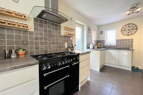 21 Flinters Close, Wootton, Northampton, NN4 6BH