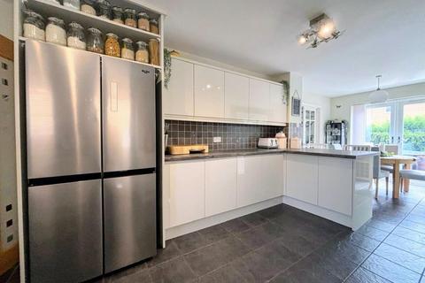 21 Flinters Close, Wootton, Northampton, NN4 6BH