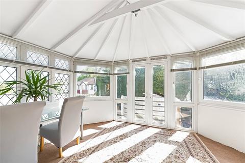 6 Bourne View, Kenley, CR8 5AD