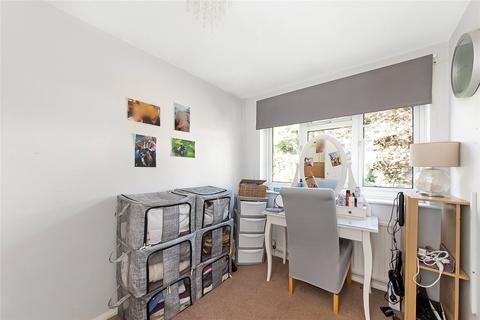6 Bourne View, Kenley, CR8 5AD