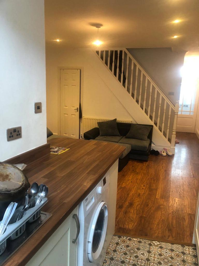 Lovely 2 bed terraced for sale in Bolton