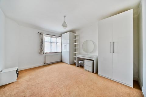 51 Downs Avenue, Pinner, HA5 5AQ