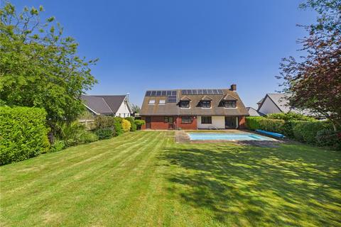 5 bedroom detached house for sale, Ferry Road, Felixstowe, Suffolk, IP11