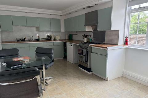 2 bedroom apartment for sale, The Leas, Kent CT20
