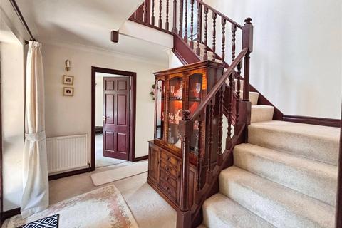 4 bedroom detached house for sale, Thorpe Lane, Doncaster DN6
