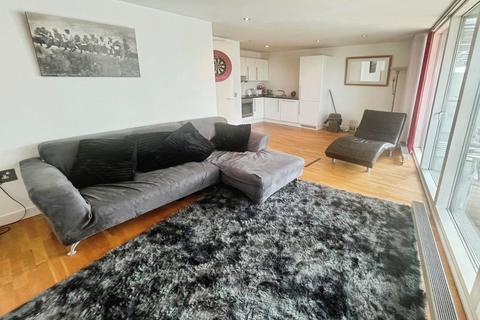 2 bedroom apartment for sale, The Quays, Salford M50