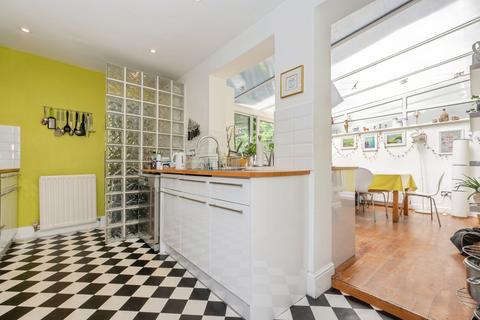 171 Malpas Road, London, SE4 1BQ