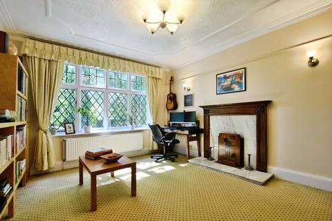 undefined, Stanneylands Road, Cheshire SK9