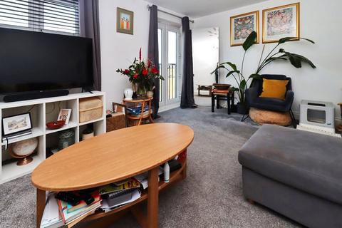 2 bedroom flat for sale, Hawks Edge, Newcastle upon Tyne NE12