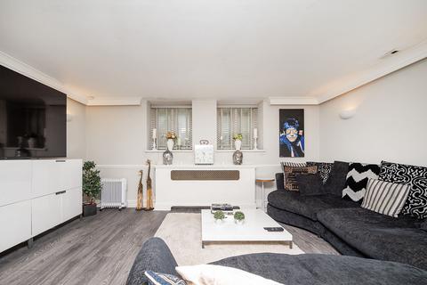 2 bedroom flat to rent, Editha Mansions, Edith Grove, London, SW10