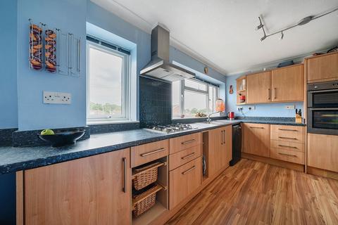 4 bedroom end of terrace house for sale, Parkwood Green, Gillingham ME8