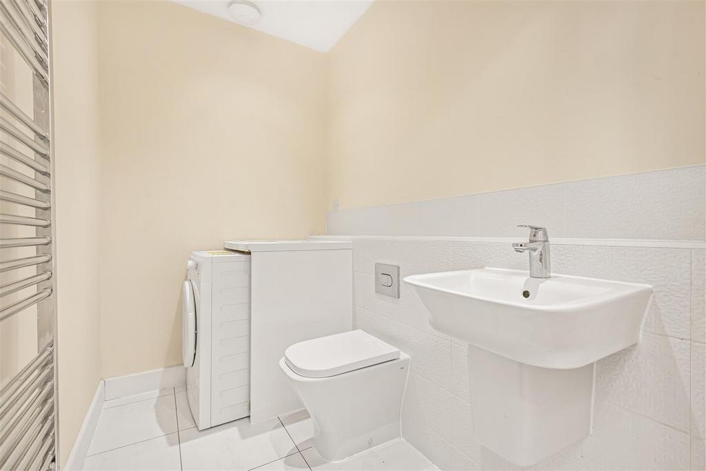 Utility/Toilet