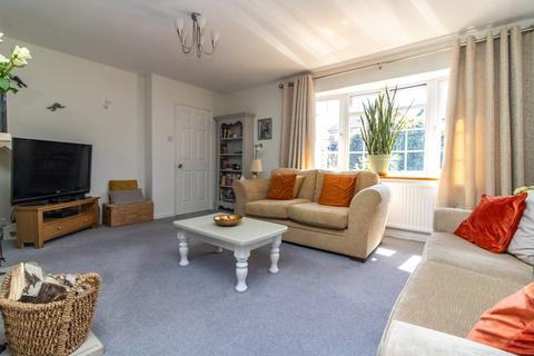 6 Crofters Close, Glenfield, Leicester, LE3 8QG