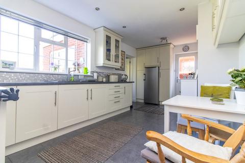 6 Crofters Close, Glenfield, Leicester, LE3 8QG