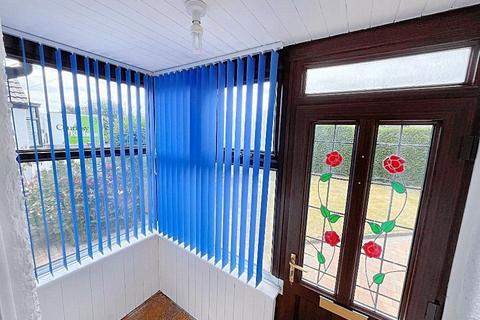 2 bedroom semi-detached bungalow for sale, Norlands Lane, Widnes