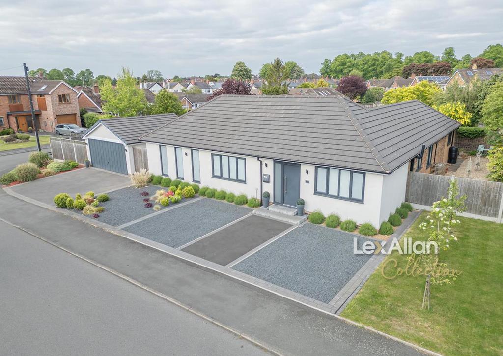 Cobham Road Oldswinford 2.jpg