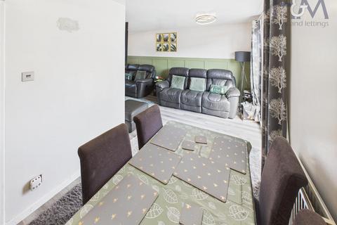 9 Franks Close, Henlow, SG16 6HZ