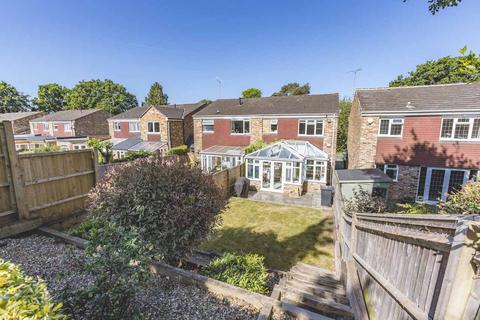 undefined, Neville Close, Stoke Poges SL2