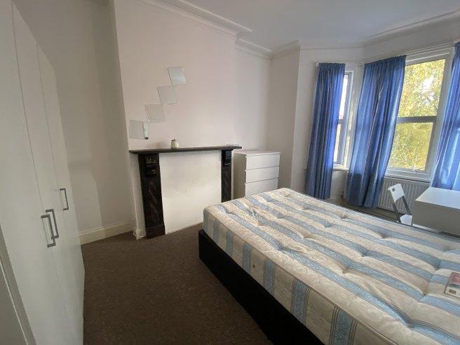 Wrights-place-nw10-0px-970844