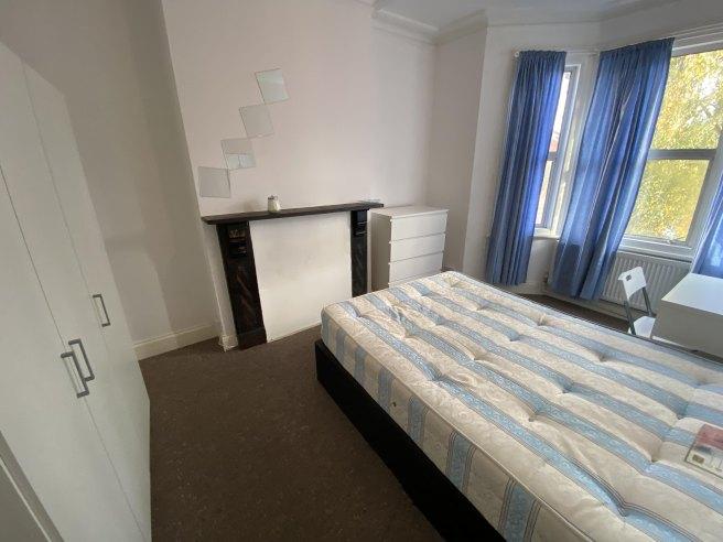 Wrights-place-nw10-0px-970845