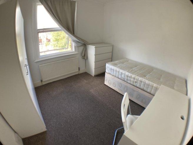 Wrights-place-nw10-0px-970850