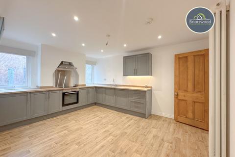3 bedroom semi-detached house to rent, Wharf Road, Stoke-On-Trent ST8