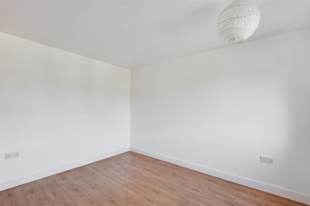 Bedroom 3 1.jpeg