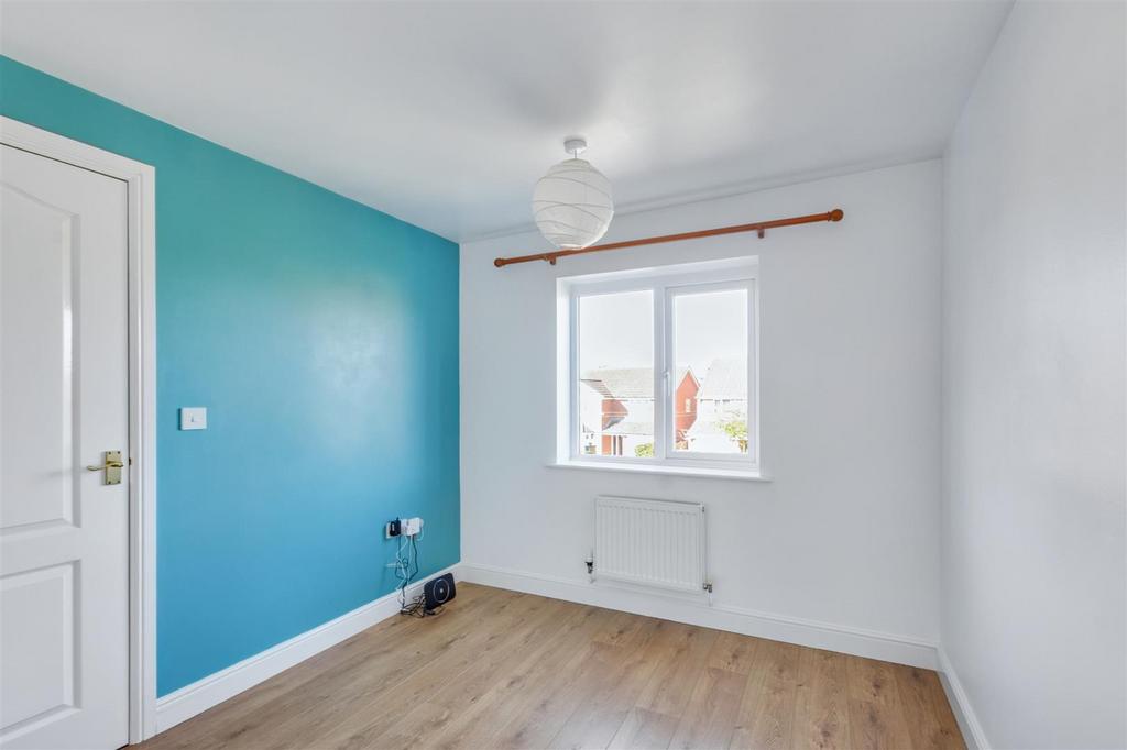 Bedroom 4 2.jpeg
