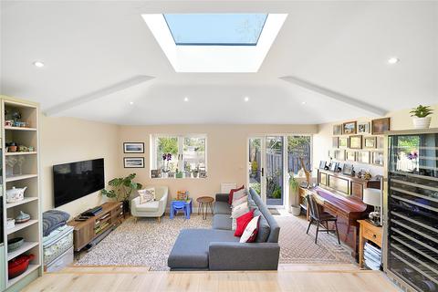 3 bedroom semi-detached house for sale, Melrose Avenue, Willesden Green, NW2