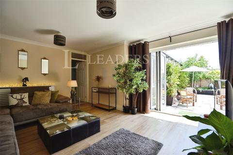 19 Littell Tweed, Chelmsford, CM2 6SH