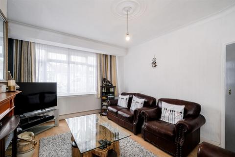 4 bedroom end of terrace house for sale, Loxham Road, Chingford