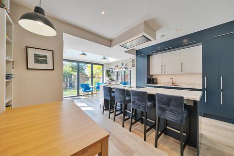 3 bedroom end of terrace house for sale, Hopedale Road, Charlton