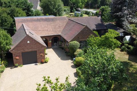 5 bedroom detached house for sale, Conington Road, Fenstanton, PE28