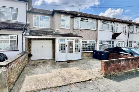 undefined, Waxlow Crescent, Southall UB1