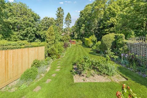 3 bedroom terraced house for sale, Bentinck Close, Gerrards Cross, Buckinghamshire
