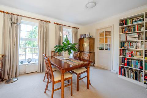 3 bedroom terraced house for sale, Bentinck Close, Gerrards Cross, Buckinghamshire