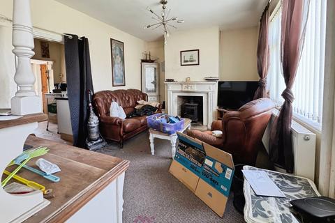 12 Ashfield Avenue, Thorne, Doncaster, DN8 5RN