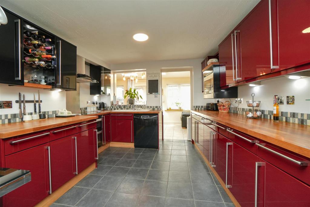 Dining Kitchen