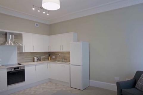 3 bedroom flat to rent, Baxter Park Terrace, Dundee DD4