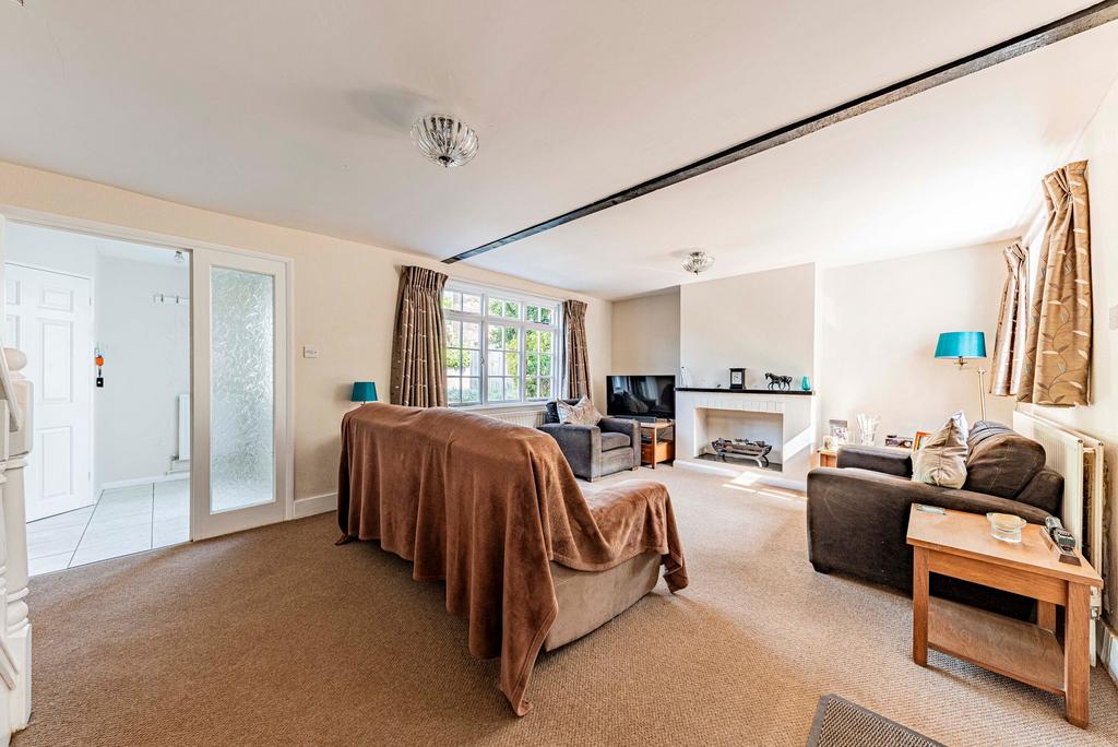 Living Room (4)