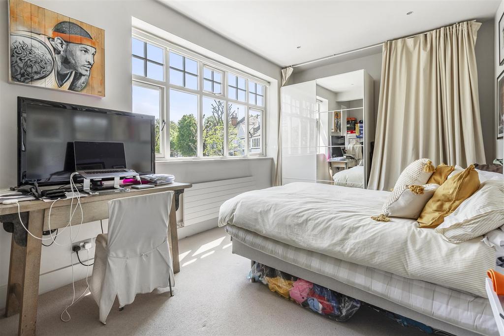 Clorane Gardens,NW3-38.jpg