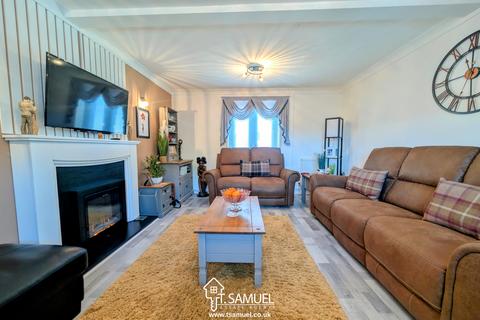 3 bedroom detached house for sale, Cefnpennar Road, Cwmbach