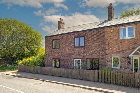 3 bedroom cottage for sale, Kingsley Road, Crowton, Northwich, CW8