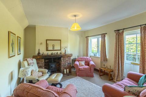 3 bedroom cottage for sale, Kingsley Road, Crowton, Northwich, CW8