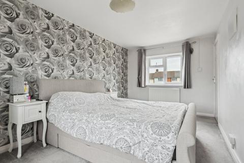 8 Carters Way, Arlesey, SG15 6UG