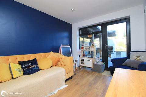 15 Westfield Road, Birchington, CT7 9RW