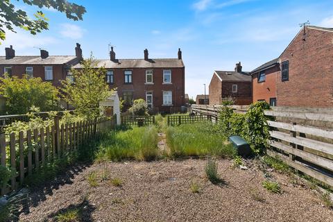 2 bedroom semi-detached house for sale, Woodbine Terrace, Huddersfield HD8
