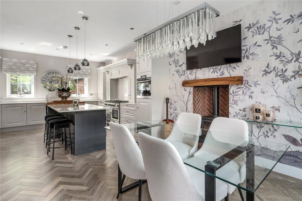 Dining Kitchen