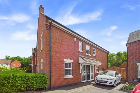 4 bedroom detached house for sale, Essex Drive, Swadlincote DE11